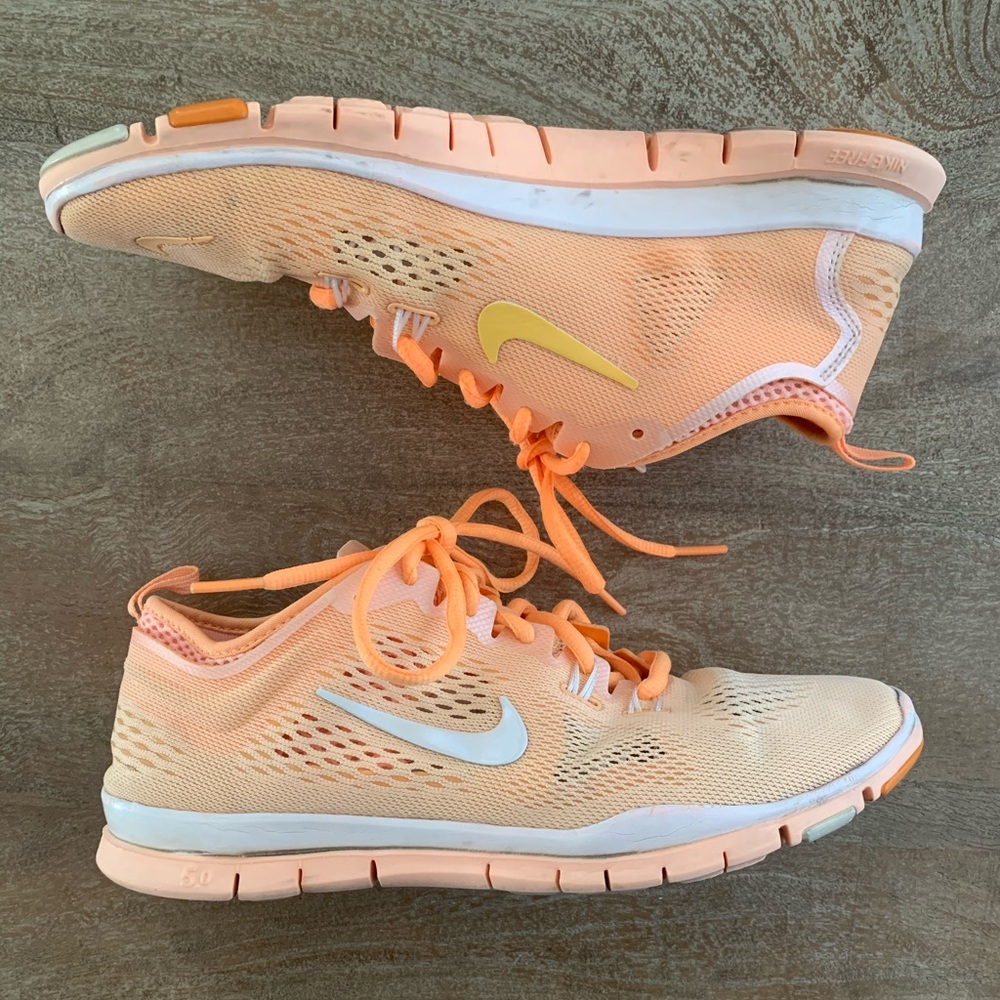 Women’s Nike Free Run - Picture 5 of 12